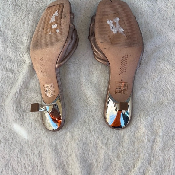 EUC Paige Women's Bronze Slide Sandals Size 8 Mule Summer Leather Bow Metallic - Picture 6 of 7